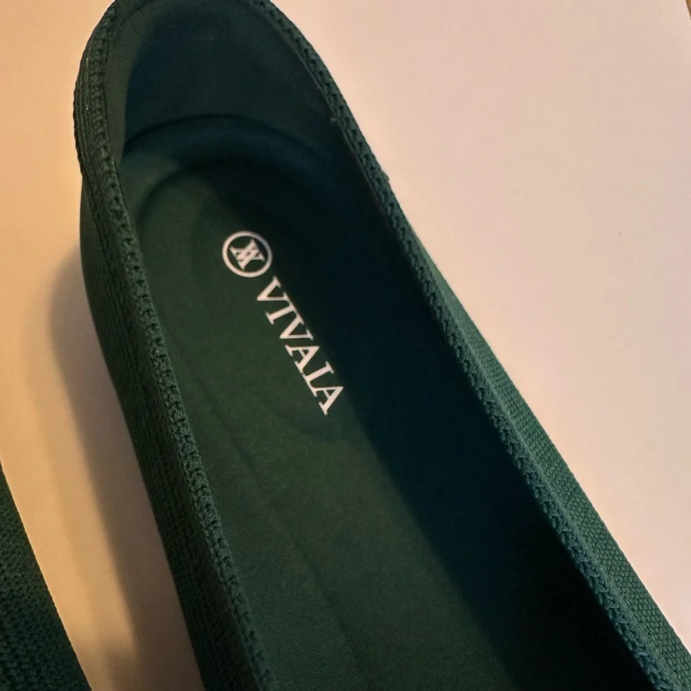 Vivaia Green Margot 2.0 Square Toe V Cut Ballerina Style Flats sz 41 Wide - Picture 8 of 10